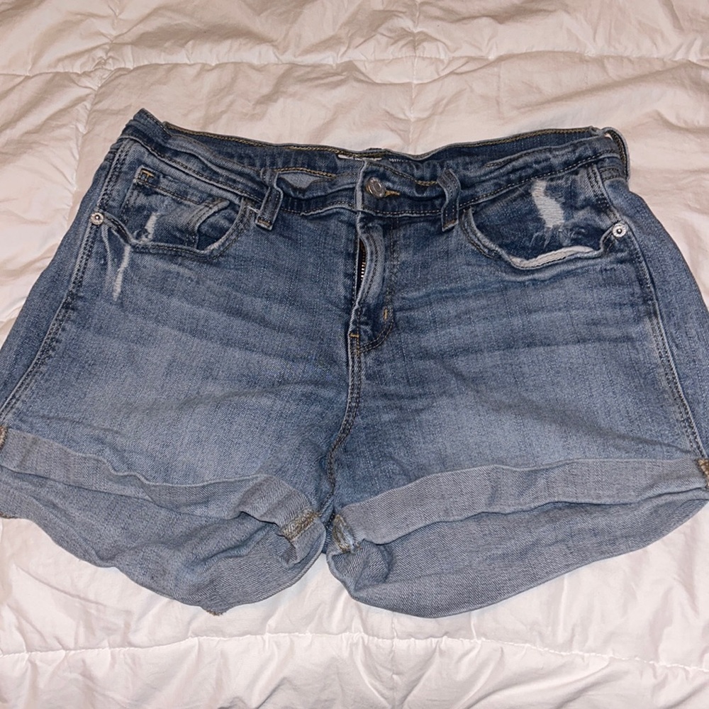Jean shorts women from old navy condition is used